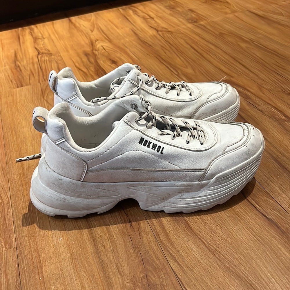 Cute platform white sneakers
